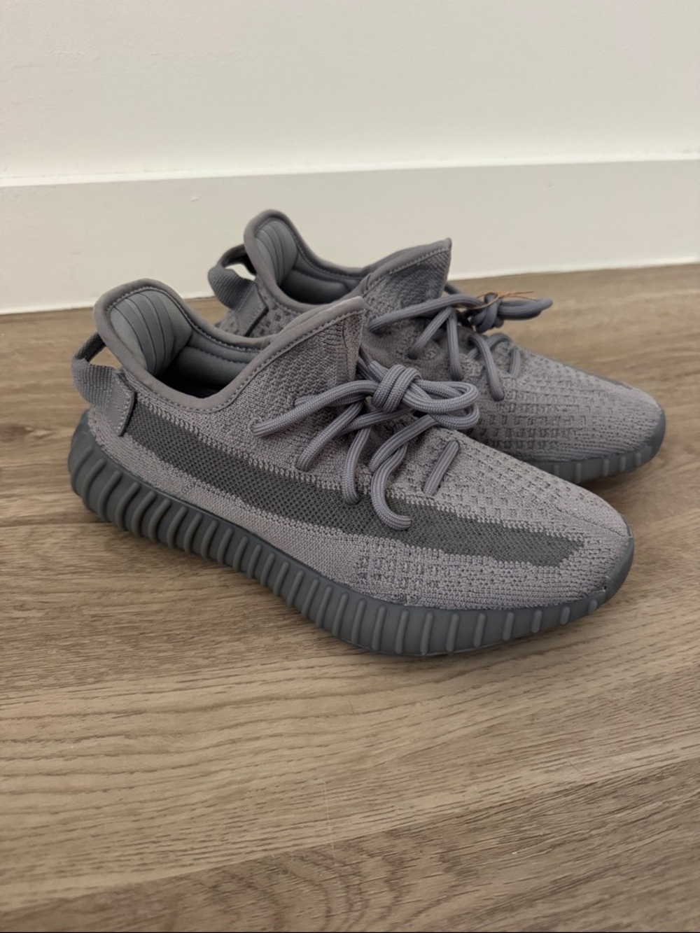 Yeezy boost 350 V2 Sneakers in steel grey